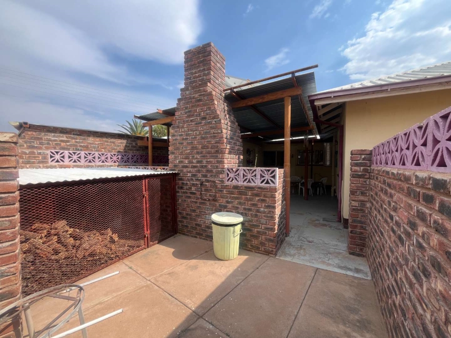 3 Bedroom Property for Sale in Groblershoop Northern Cape